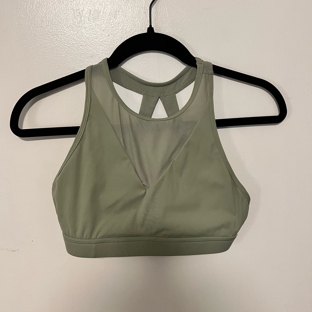 EUC sports bra